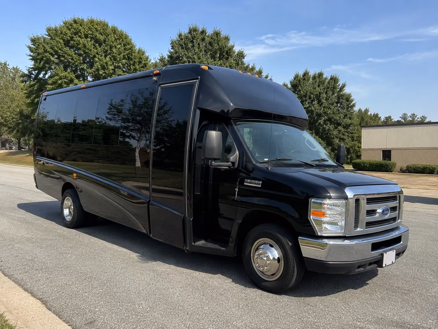 festival bus rentals for innings festival country thunder and more