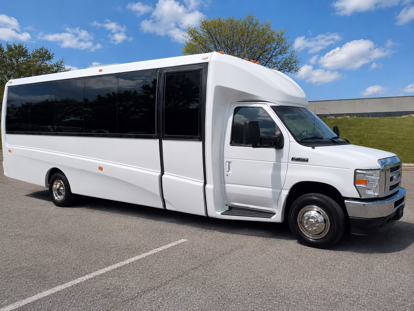multi day corporate bus packages for conferences and retreats