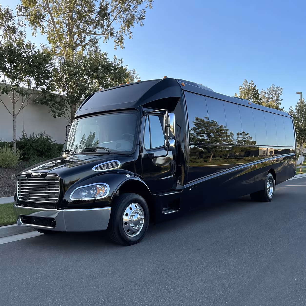 queen creek 35 passenger minibus